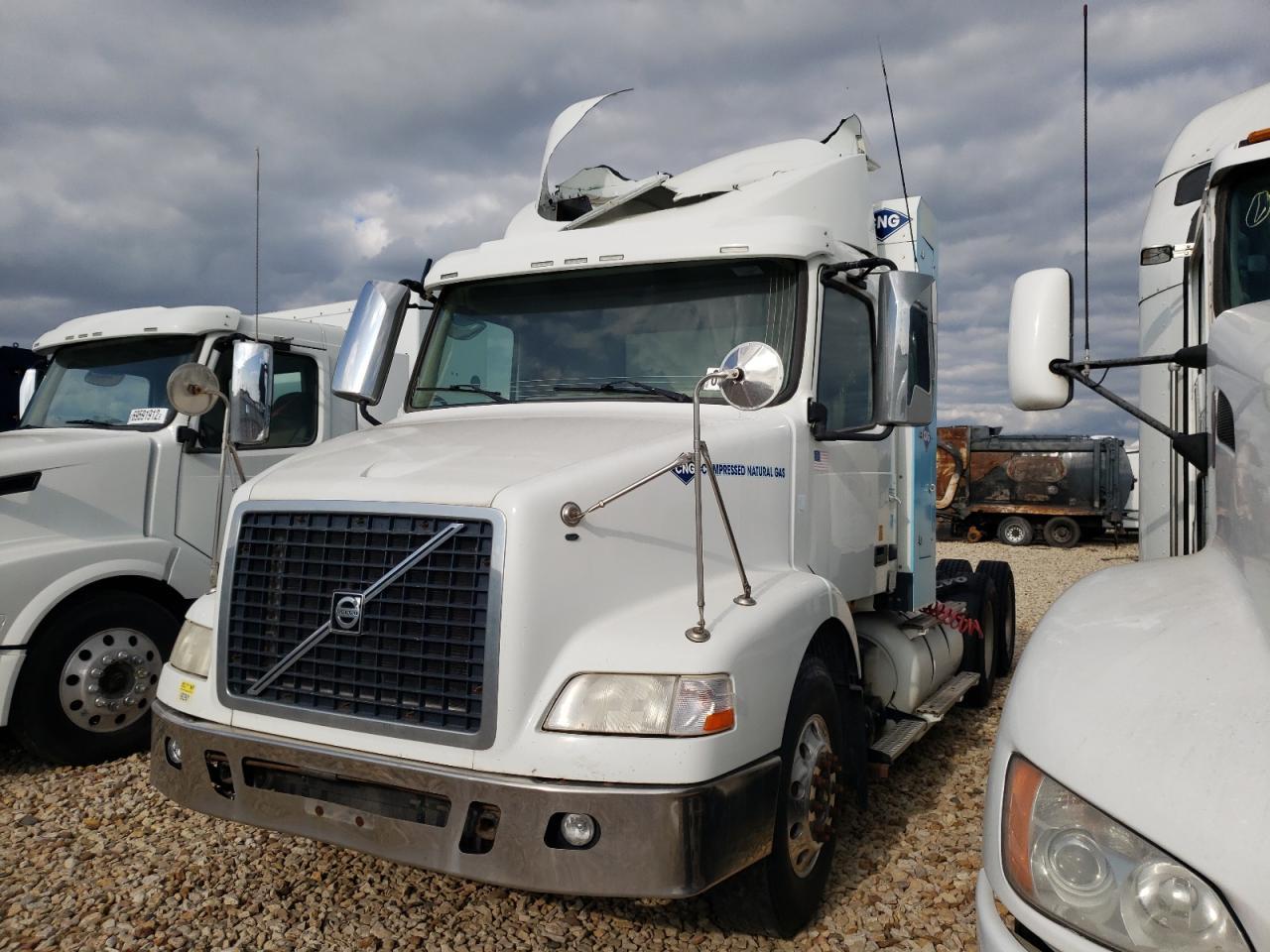 Obraz 2 z 2014 VOLVO VN VNM 2014 z VIN 4V5MC9VE4EN164993