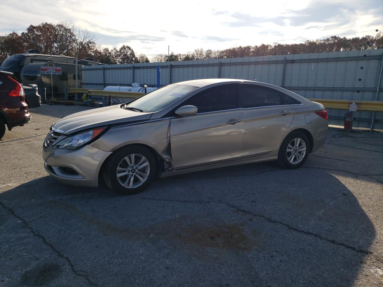 Image 1 of 2011 HYUNDAI SONATA GLS 2011 with VIN 5NPEB4ACXBH224141