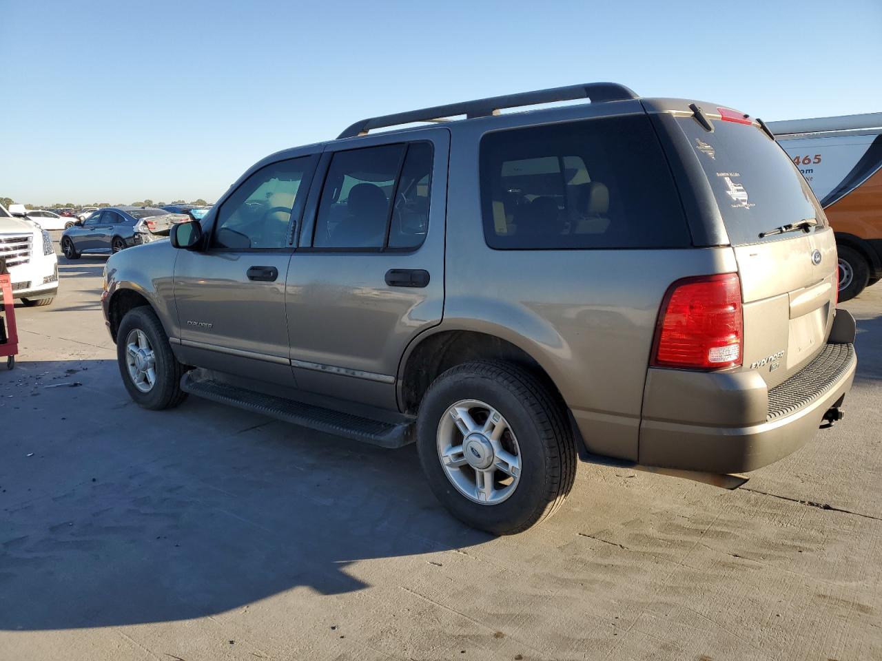 Obraz 2 z 2005 FORD EXPLORER XLT 2005 z VIN 1FMZU63K25ZA60145