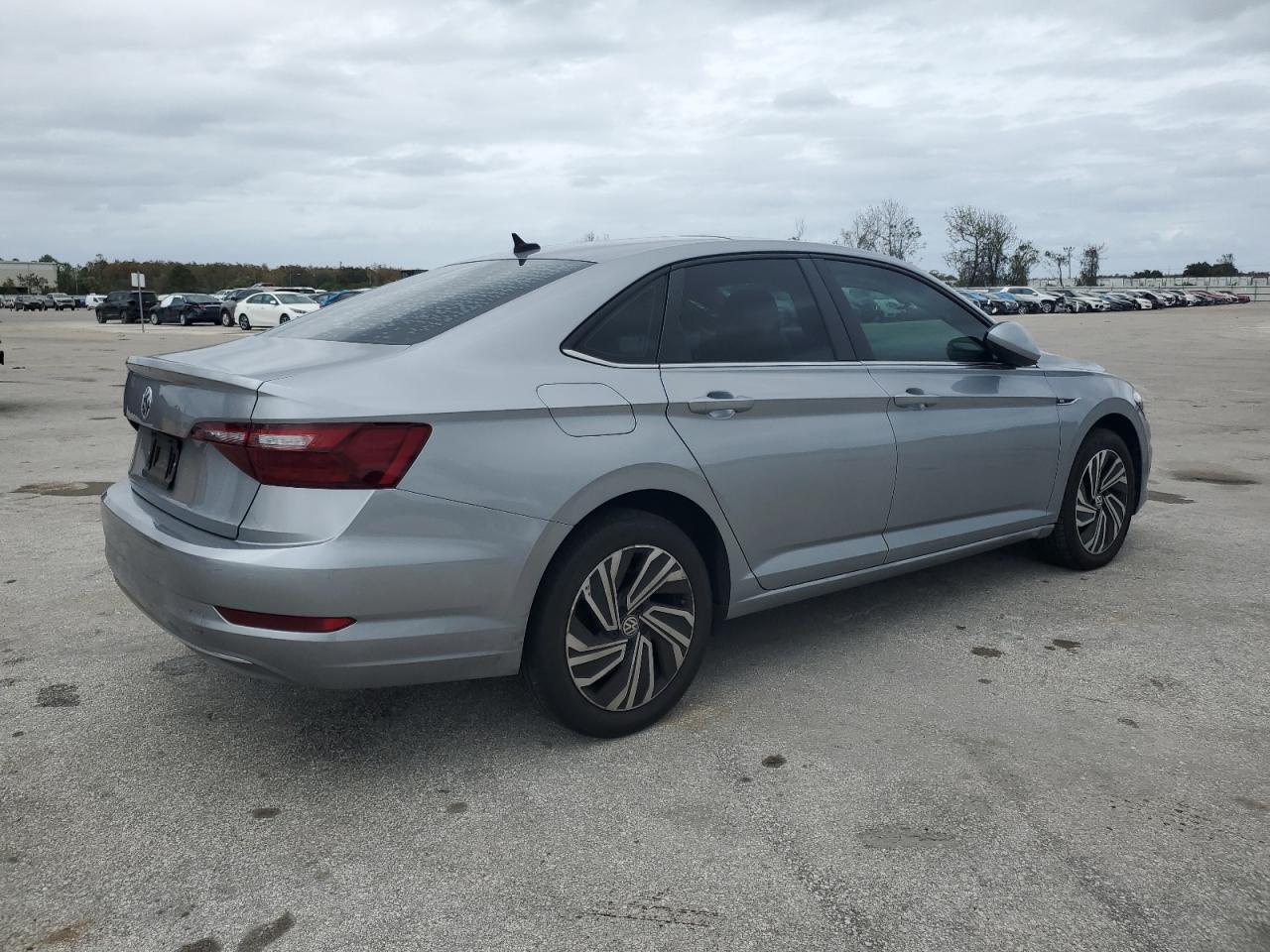 Изображение 3 2021 VOLKSWAGEN JETTA SEL 2021 с VIN 3VWE57BU9MM011322