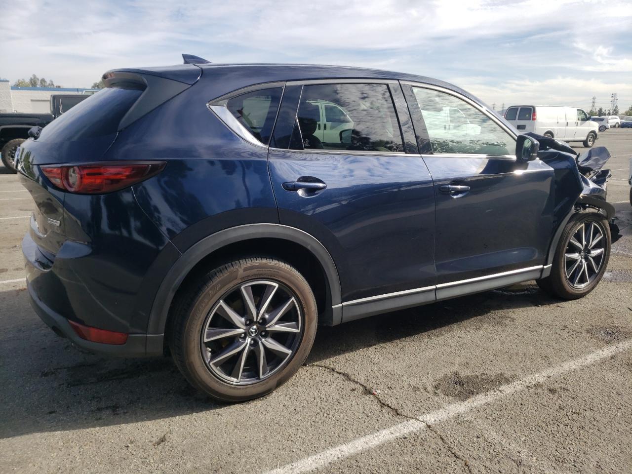 Изображение 3 2018 MAZDA CX-5 GRAND TOURING 2018 с VIN JM3KFADM3J0465472