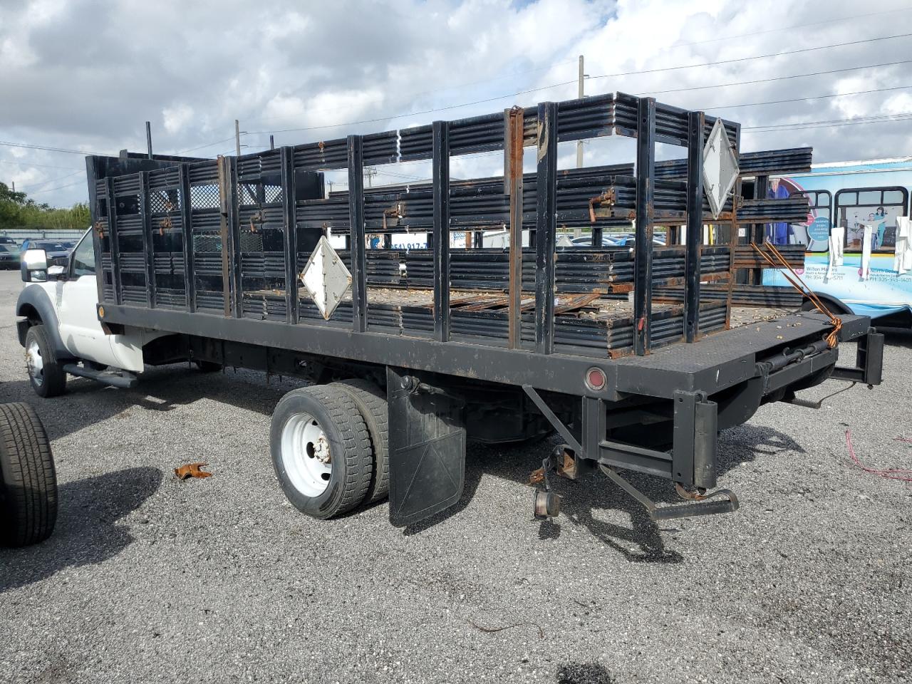 Изображение 2 2011 FORD F450 SUPER DUTY 2011 с VIN 1FDUF4GY4BEA66362
