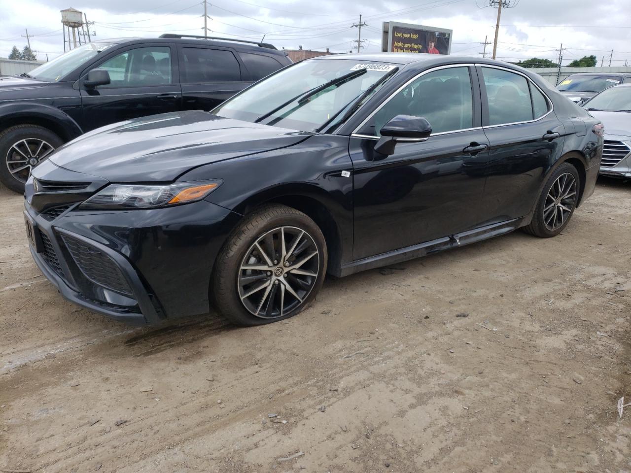 Изображение 1 2022 TOYOTA CAMRY SE 2022 с VIN 4T1G11AK9NU628443