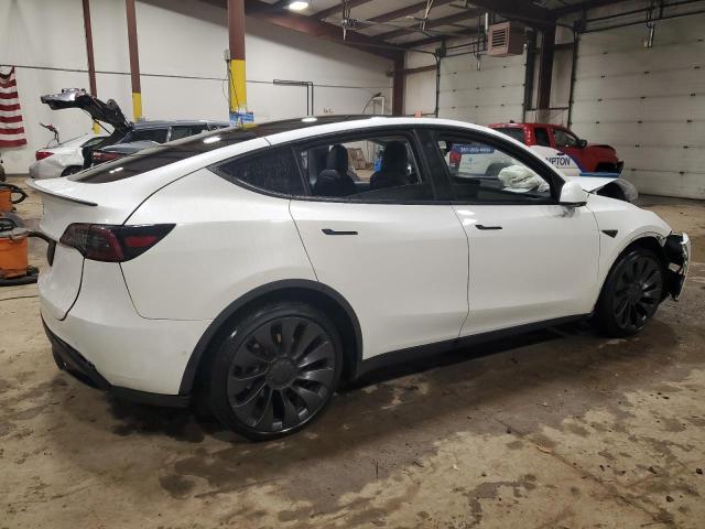 Obraz 3 z 2021 TESLA MODEL Y  2021 z VIN 5YJYGDEE3MF139105