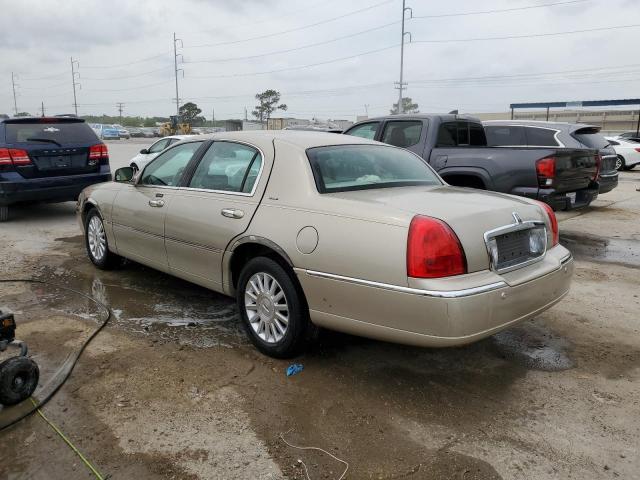 Obraz 2 z 2004 LINCOLN TOWN CAR ULTIMATE 2004 z VIN 1LNHM83W54Y684682