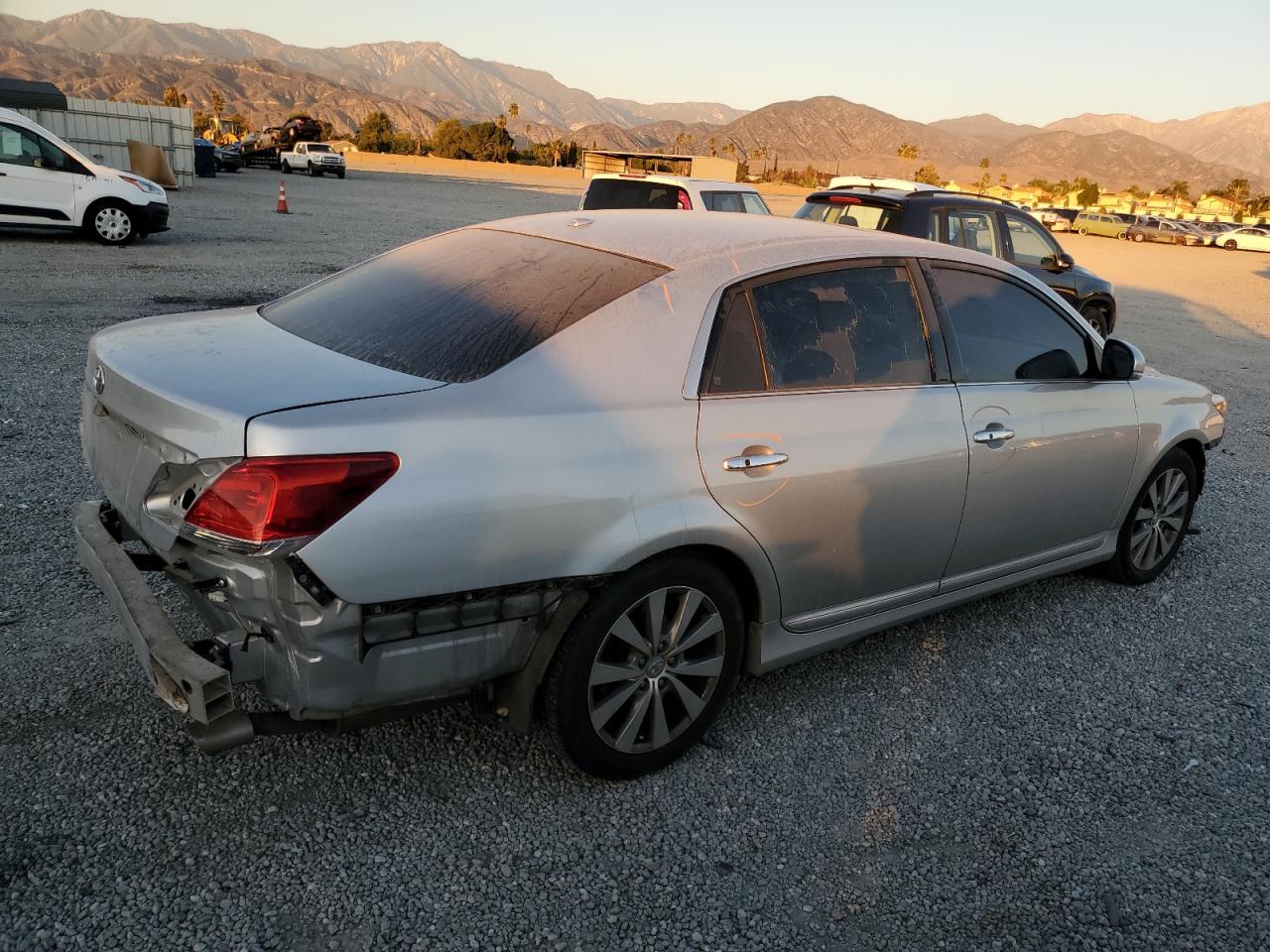 Image 3 of 2012 TOYOTA AVALON BASE 2012 with VIN 4T1BK3DBXCU456306