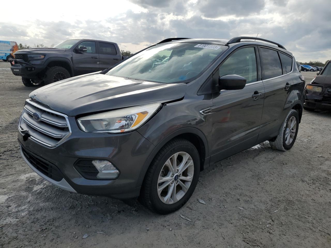 Image 1 of 2018 FORD ESCAPE SE 2018 with VIN 1FMCU0GDXJUB37673