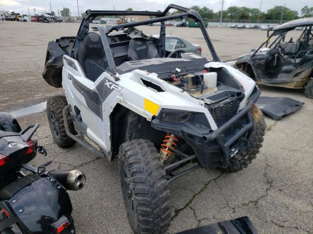 Изображение 2022 POLARIS GENERAL XP 1000 DELUXE 2022