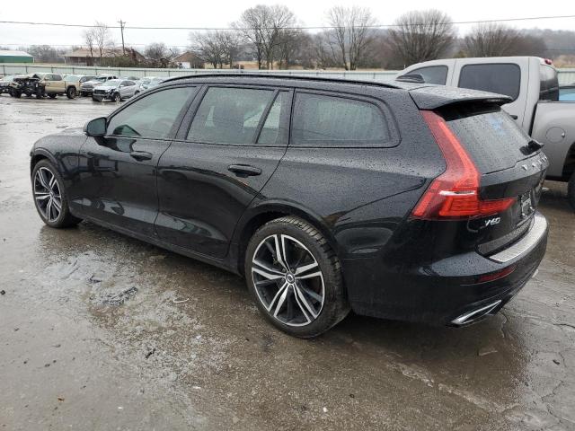 Obraz 2 z 2020 VOLVO V60 T5 R-DESIGN 2020 z VIN YV1102EM2L2366282