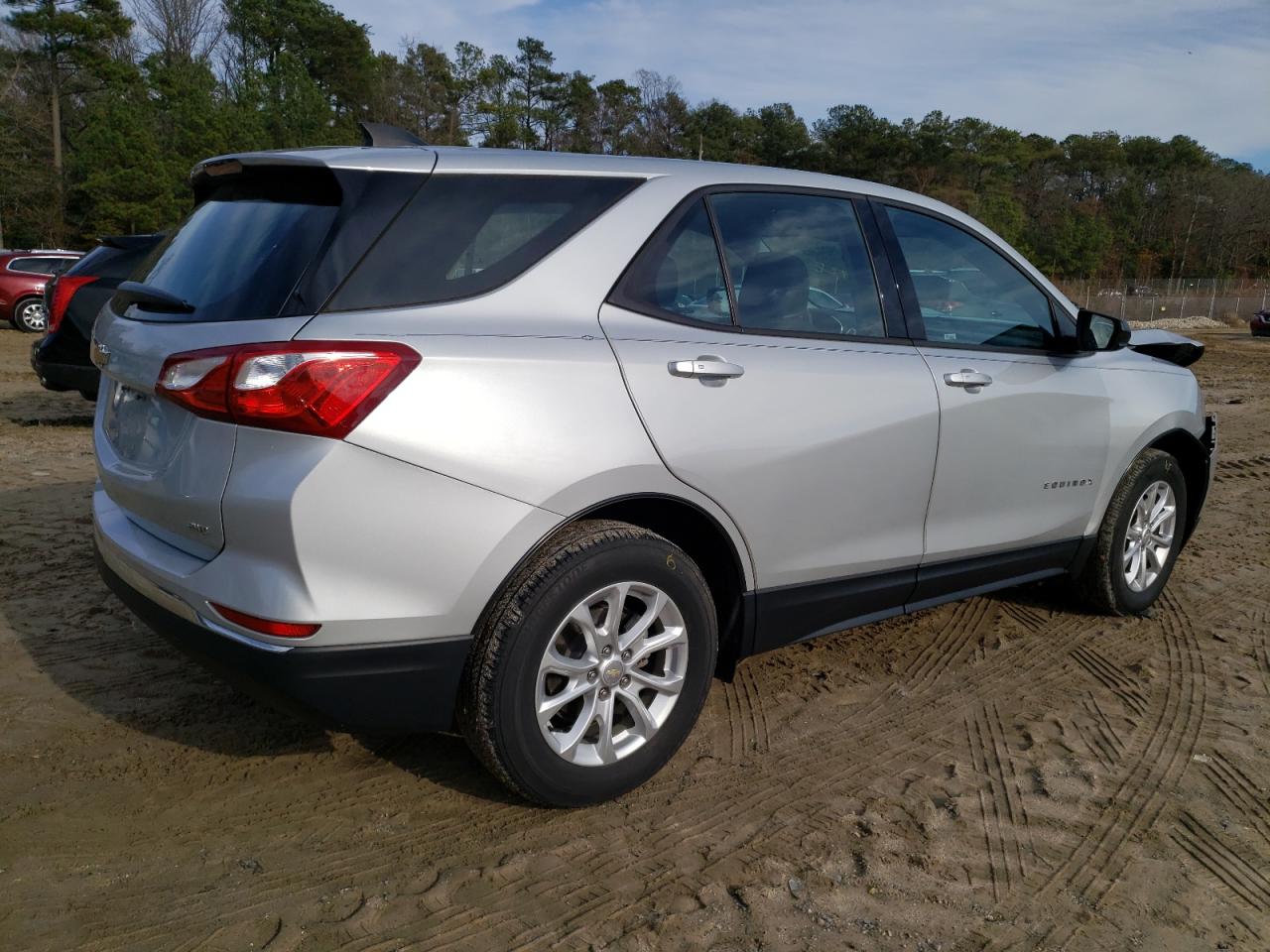 Image 3 of 2018 CHEVROLET EQUINOX LS 2018 with VIN 2GNAXREV2J6317268