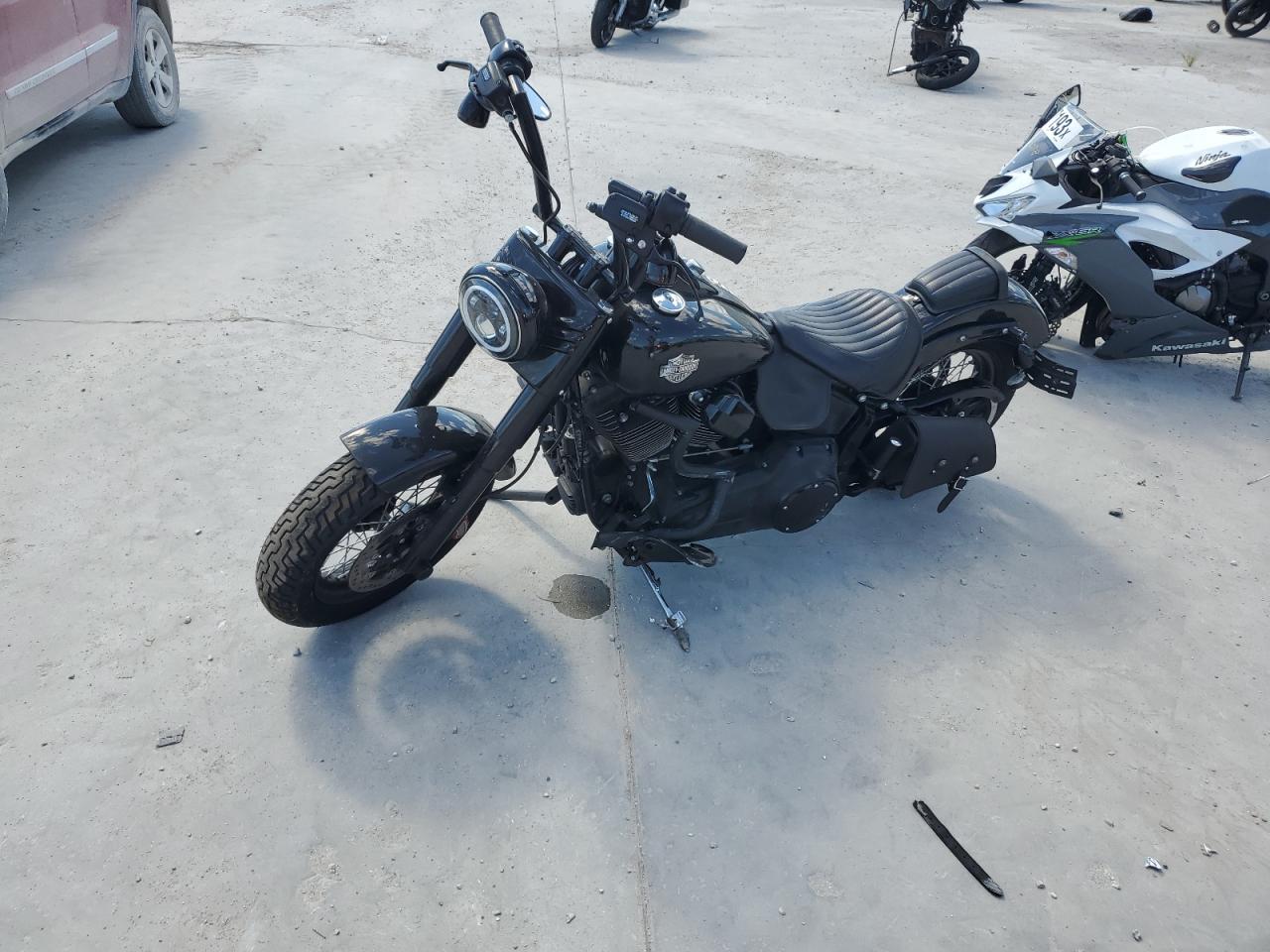 Obraz 2 z 2017 HARLEY-DAVIDSON FLSS  2017 z VIN 1HD1JS91XHB033367