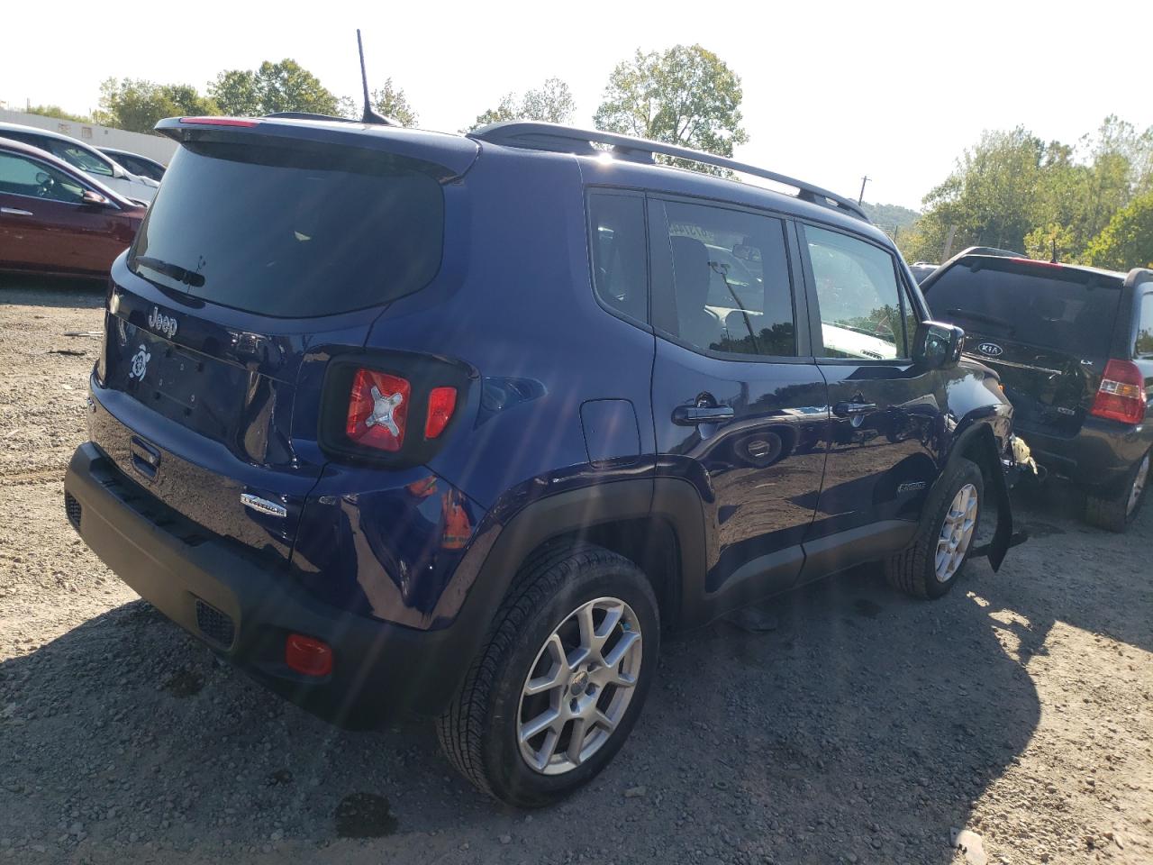Obraz 3 z 2019 JEEP RENEGADE LATITUDE 2019 z VIN ZACNJBBB4KPK30521