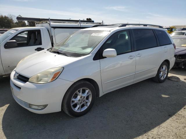 Image 1 of 2005 TOYOTA SIENNA XLE 2005 with VIN 5TDZA22C45S304573