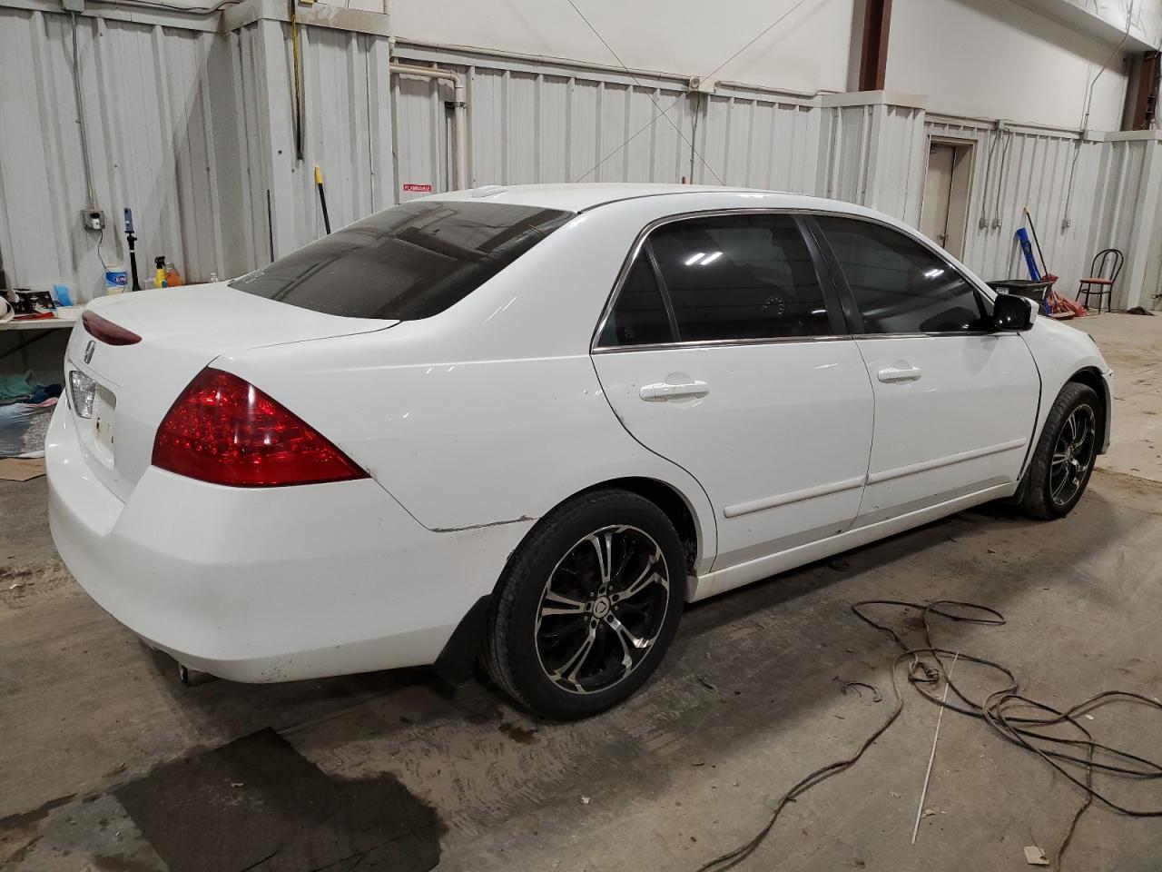 Image 3 of 2007 HONDA ACCORD EX 2007 with VIN 1HGCM66587A031784