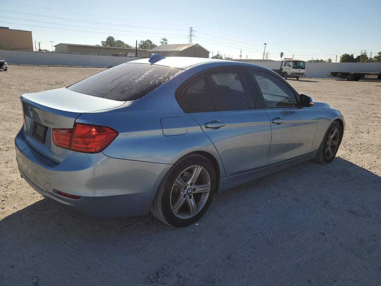 Obraz 3 z 2013 BMW 328 I 2013 z VIN WBA3A5G59DNP22467