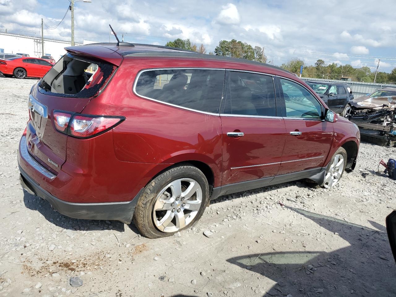 Obraz 3 z 2017 CHEVROLET TRAVERSE PREMIER 2017 z VIN 1GNKRJKD0HJ267835