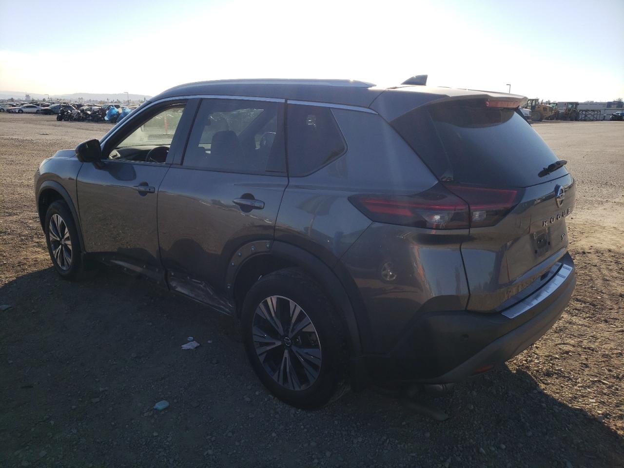 Image 2 of 2021 NISSAN ROGUE SV 2021 with VIN 5N1AT3BA5MC691044