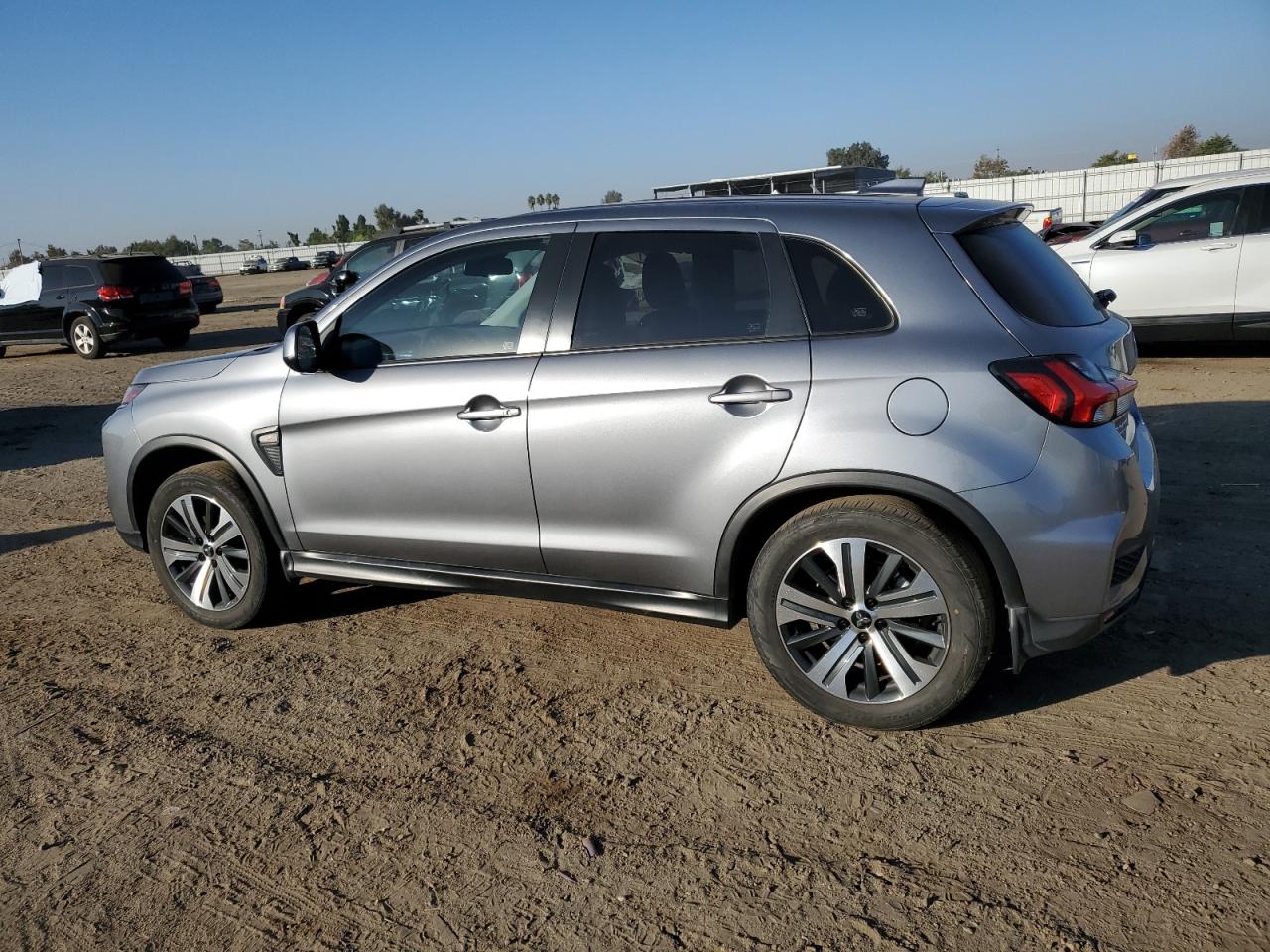 Изображение 2 2022 MITSUBISHI OUTLANDER SPORT ES 2022 с VIN JA4APUAU4NU007083