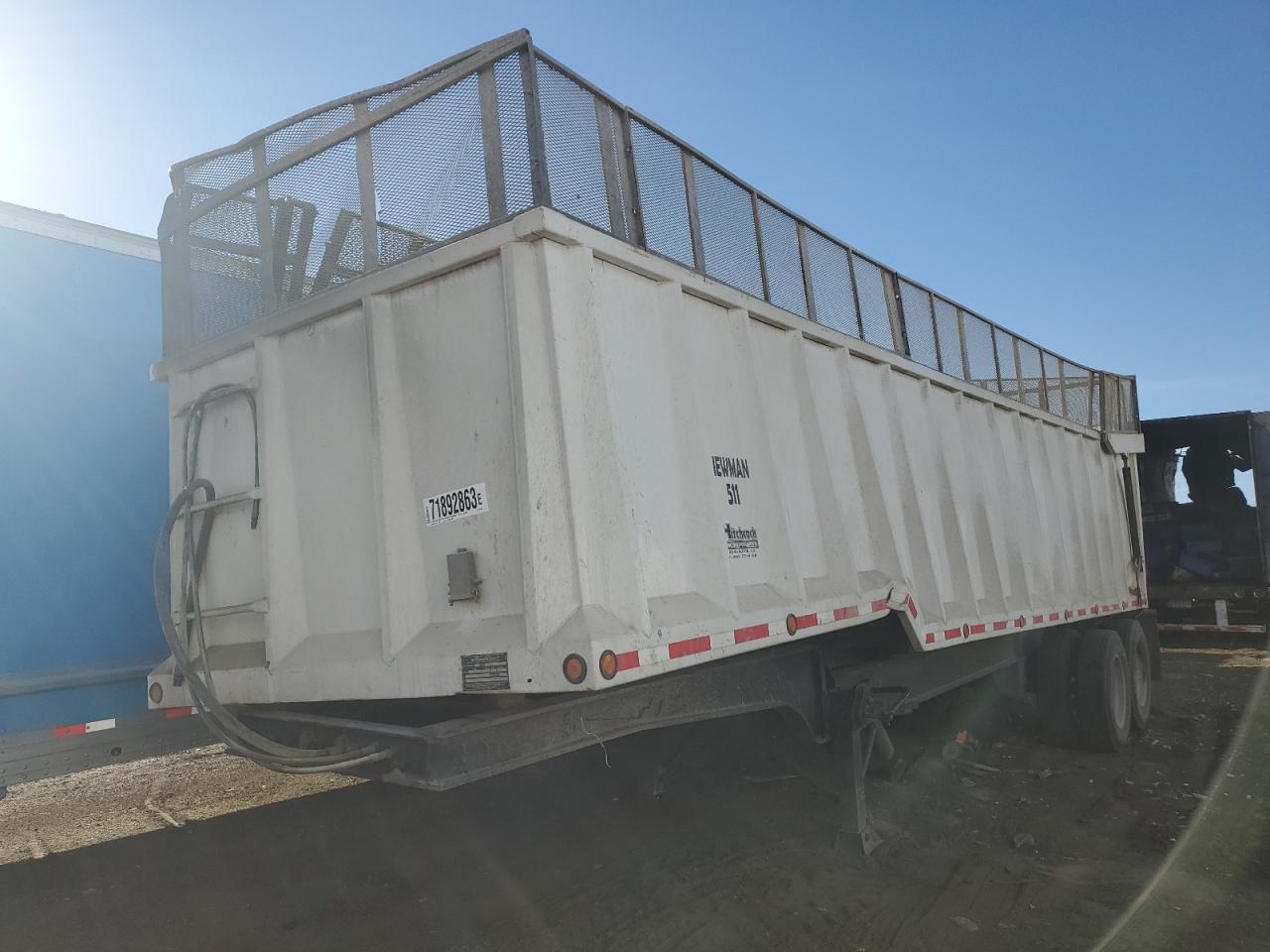 Image 2 of 2009 OTHER TRAILER 2009 with VIN 1H9ES32219B302245