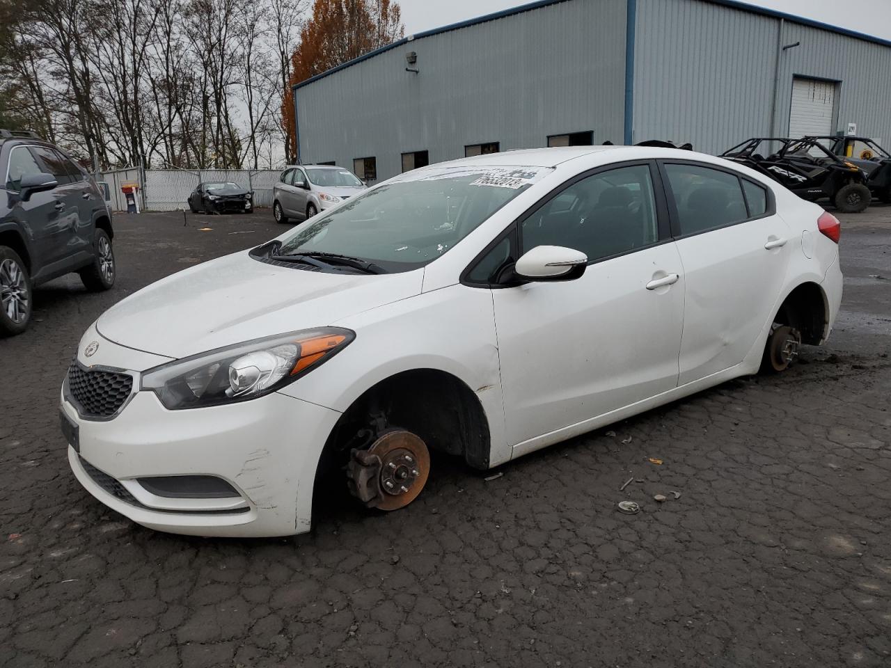 Obraz 1 z 2015 KIA FORTE LX 2015 z VIN KNAFX4A6XF5415741