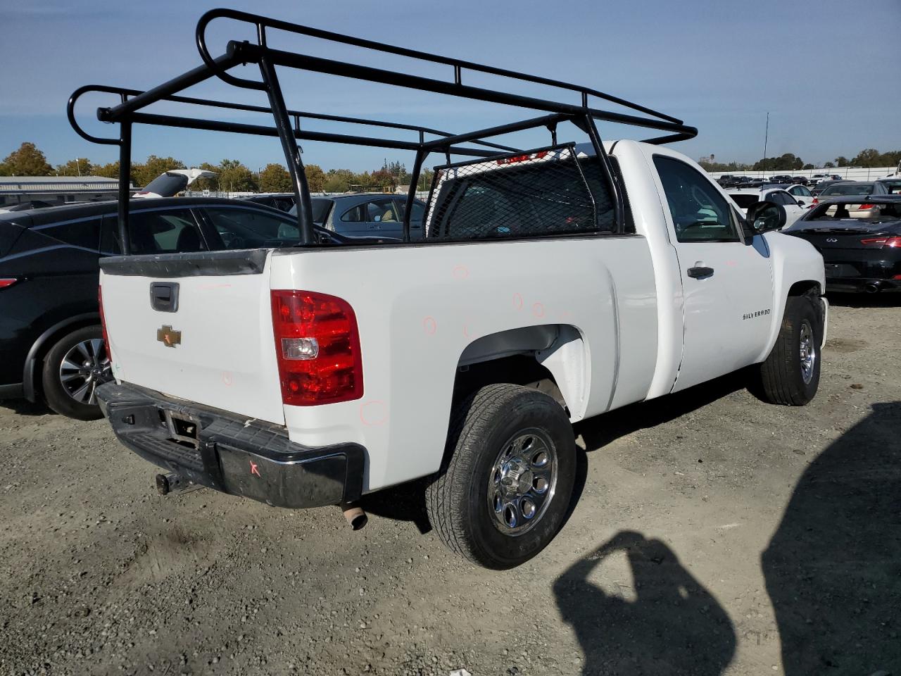 Image 3 of 2011 CHEVROLET SILVERADO C1500 2011 with VIN 1GCNCPEXXBZ141104