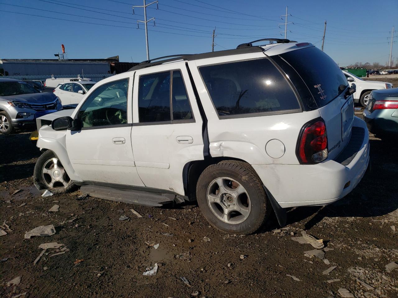 Image 2 of 2008 CHEVROLET TRAILBLAZER LS 2008 with VIN 1GNDT13S482121035