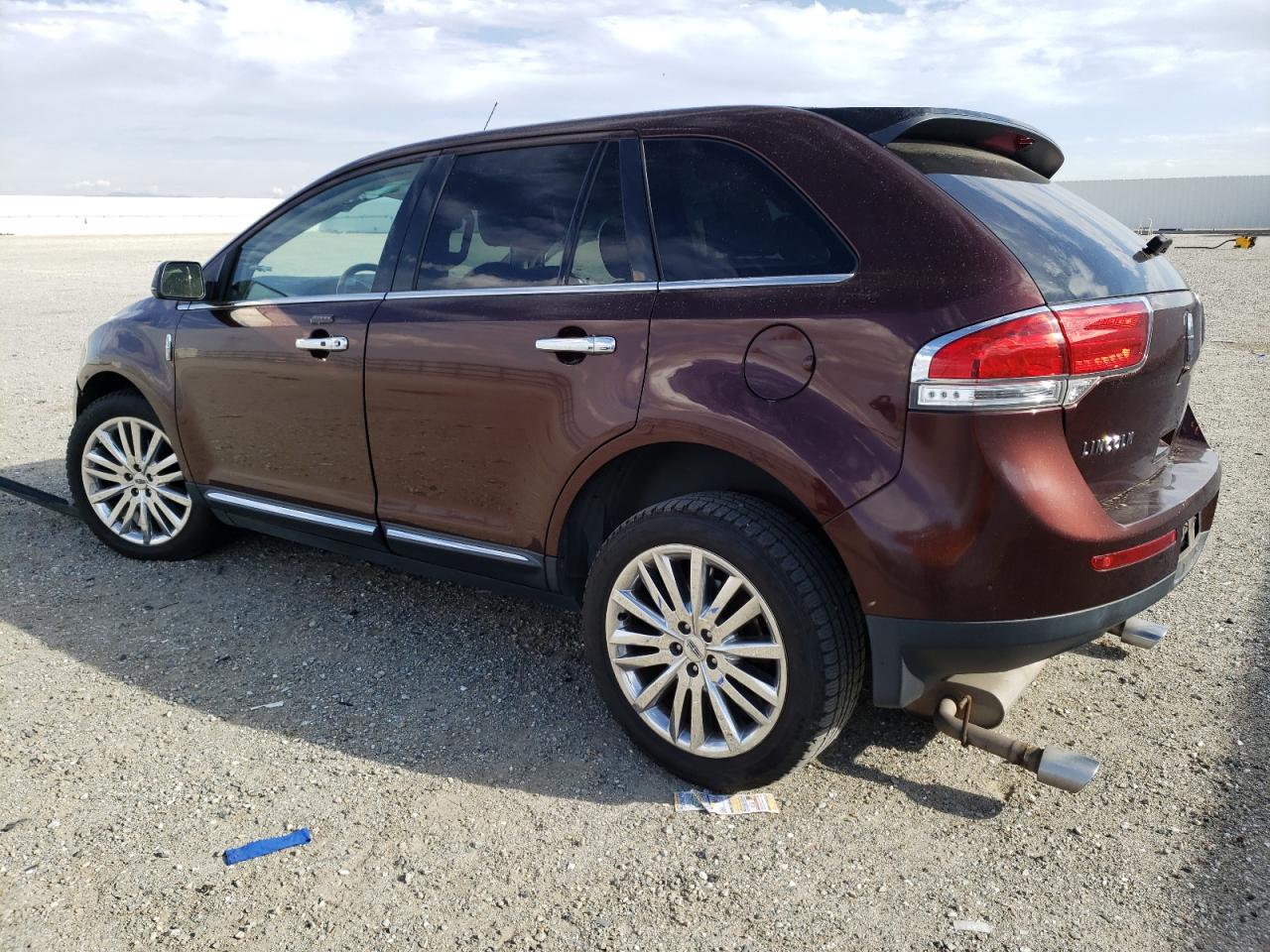 Image 2 of 2012 LINCOLN MKX  2012 with VIN 2LMDJ6JKXCBL19023