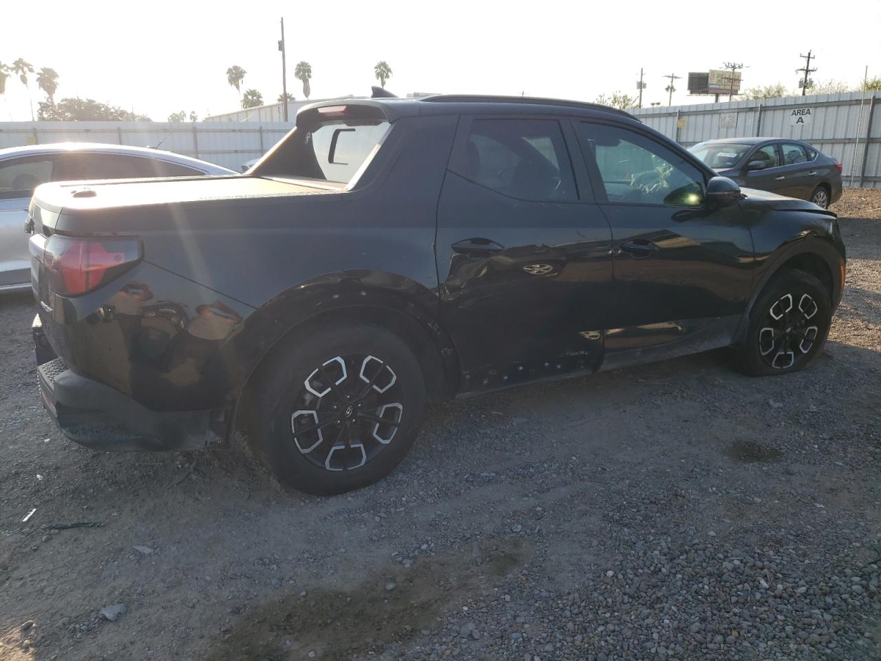 Image 3 of 2023 HYUNDAI SANTA CRUZ SEL PREMIUM 2023 with VIN 5NTJDDAF1PH041948