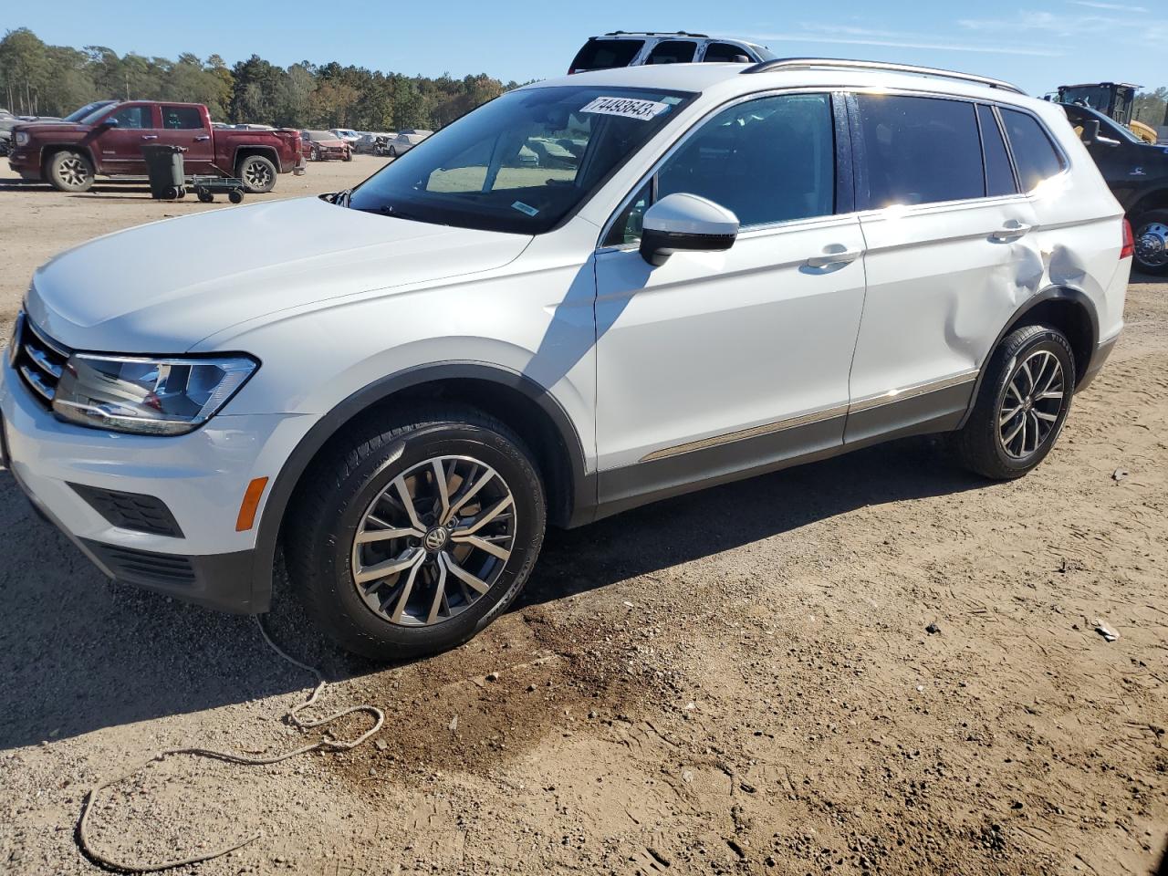 Image 1 of 2020 VOLKSWAGEN TIGUAN SE 2020 with VIN 3VV2B7AX4LM082387