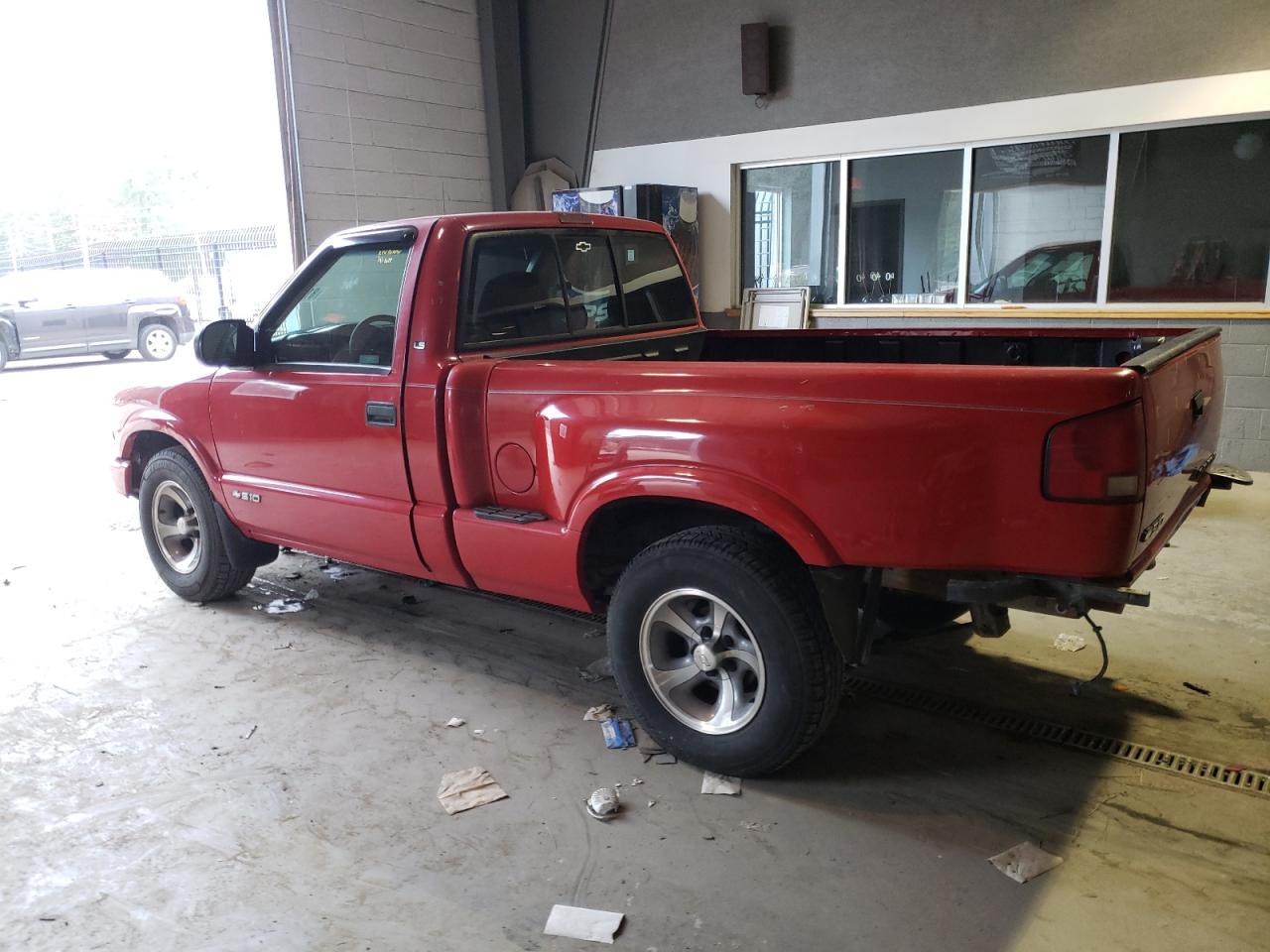 Obraz 2 z 2000 CHEVROLET S TRUCK S10 2000 z VIN 1GCCS1458Y8202195