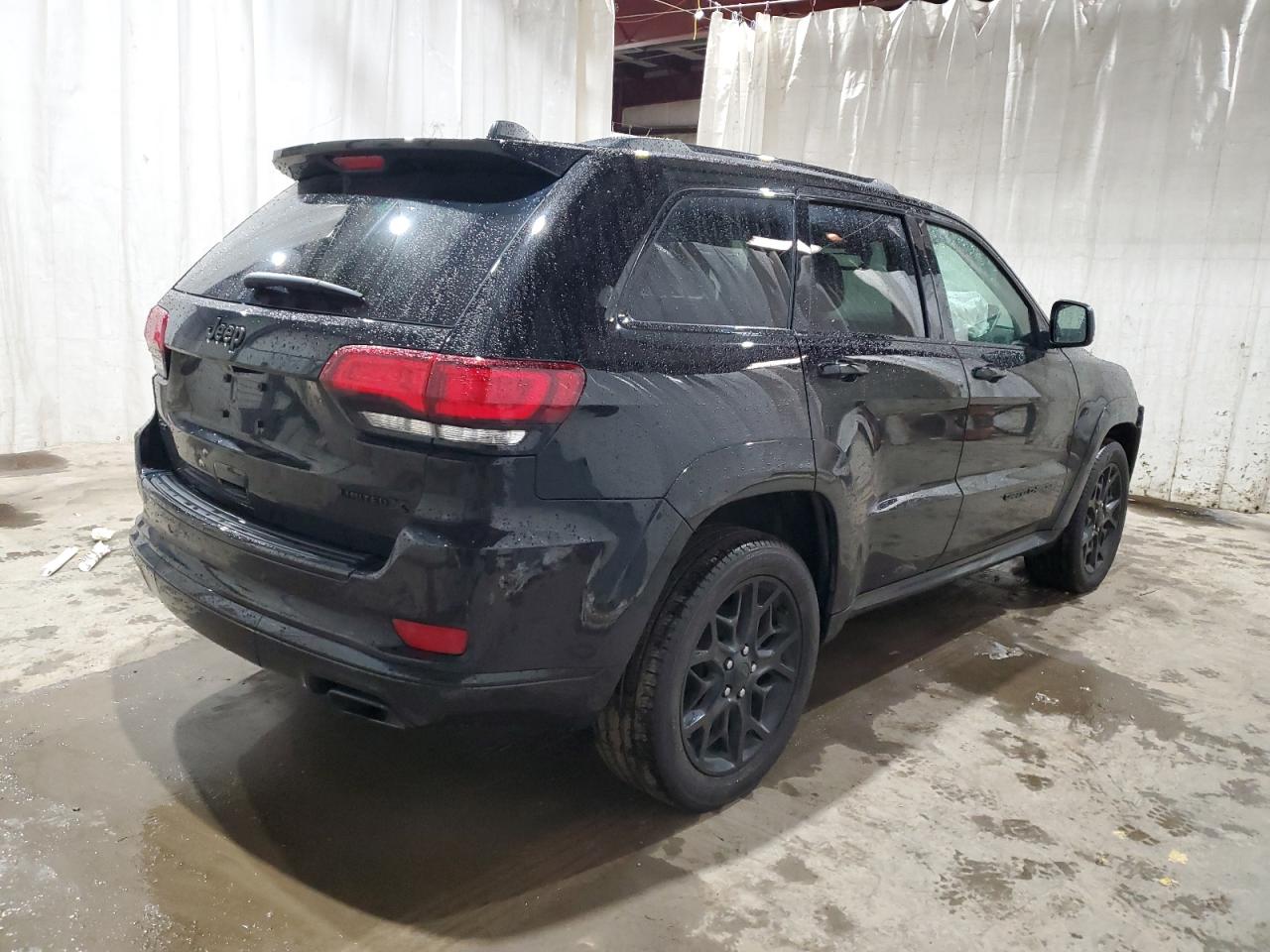 Image 3 of 2021 JEEP GRAND CHEROKEE LIMITED 2021 with VIN 1C4RJFBG4MC827117