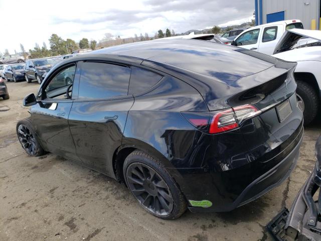 Изображение 2 2022 Tesla MODEL Y 2022 с VIN 7SAYGDEE3NF553795