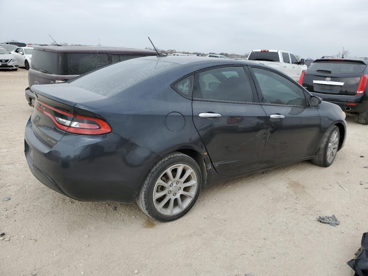 Image 3 of Dodge Dart Limited 2013 with VIN 1C3CDFCA2DD178830