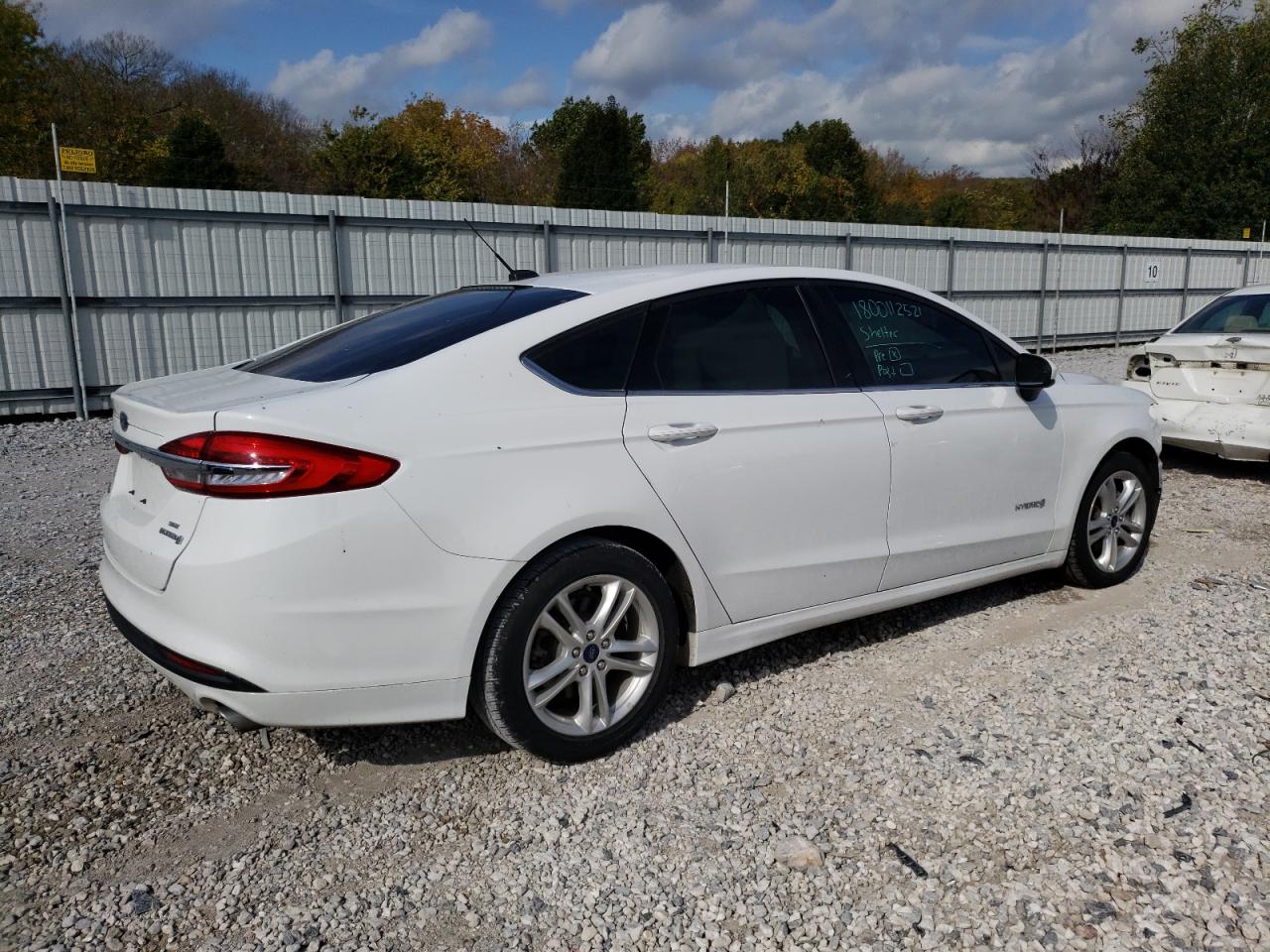 Изображение 3 2018 FORD FUSION SE HYBRID 2018 с VIN 3FA6P0LU9JR173835