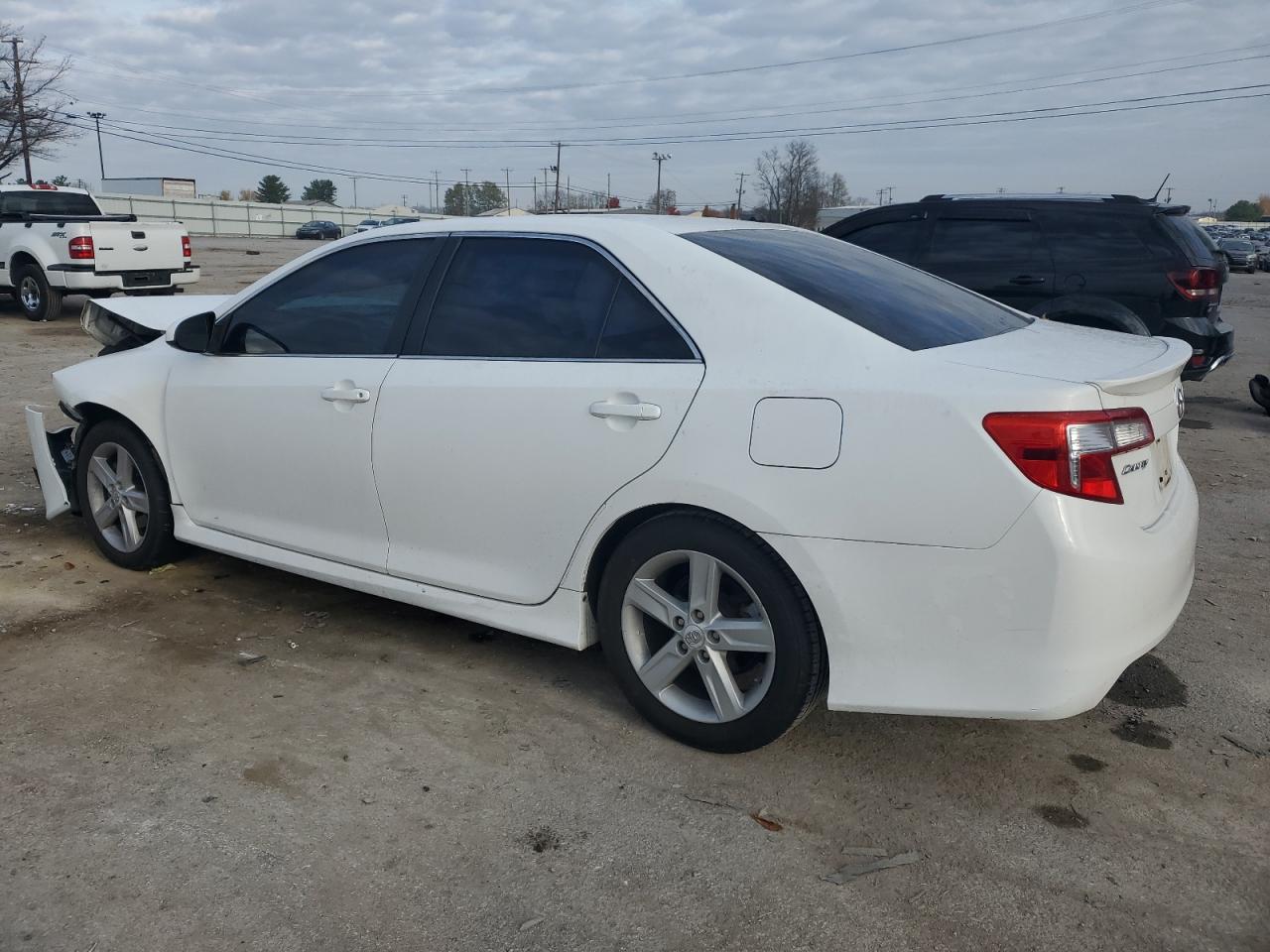 Image 2 of 2012 TOYOTA CAMRY BASE 2012 with VIN 4T1BF1FK1CU585556