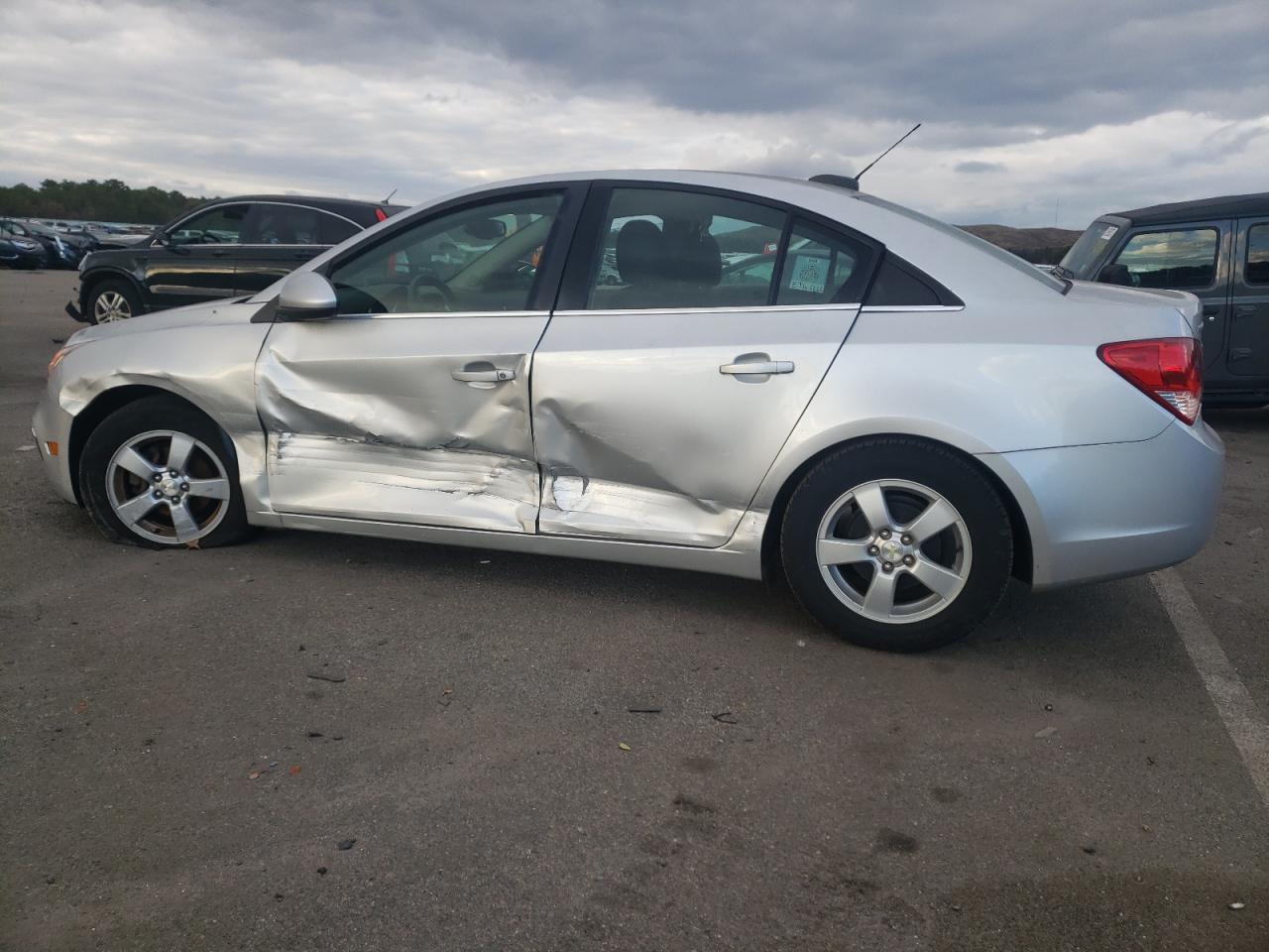 Изображение 2 2015 CHEVROLET CRUZE LT 2015 с VIN 1G1PC5SBXF7231692