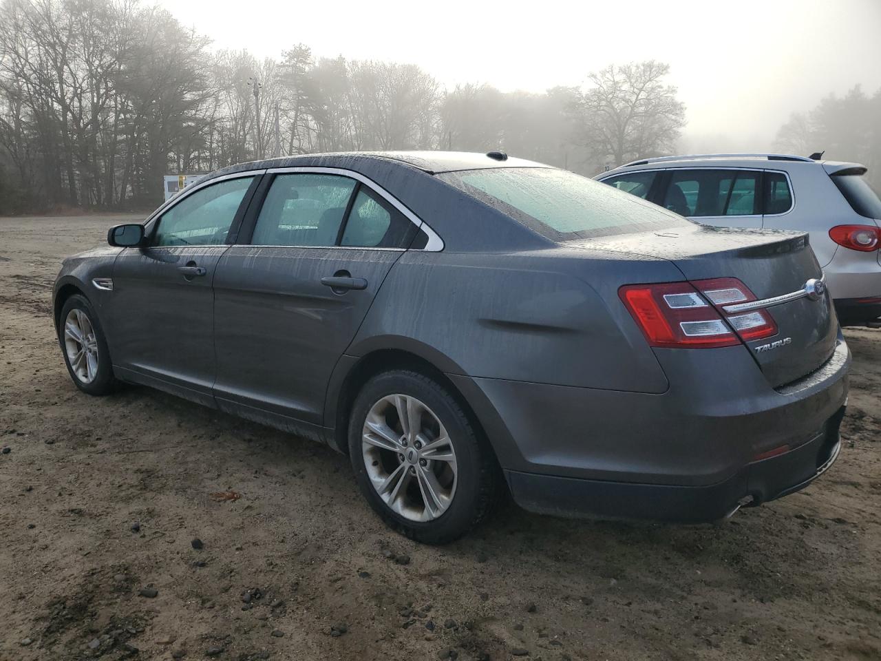 Image 2 of 2016 FORD TAURUS SE 2016 with VIN 1FAHP2D88GG100932