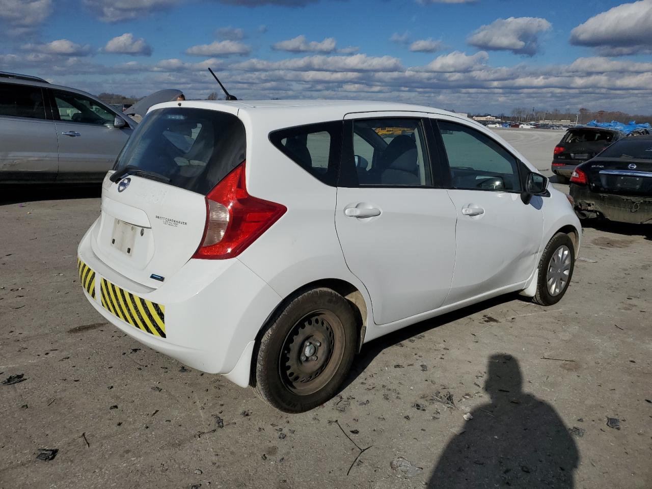 Изображение 3 2016 NISSAN VERSA NOTE S 2016 с VIN 3N1CE2CP9GL400559
