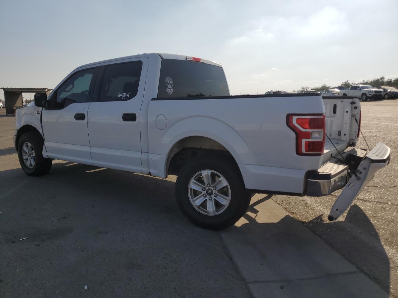 Obraz 2 z 2018 FORD F150 SUPERCREW 2018 z VIN 1FTEW1CB1JKE79316