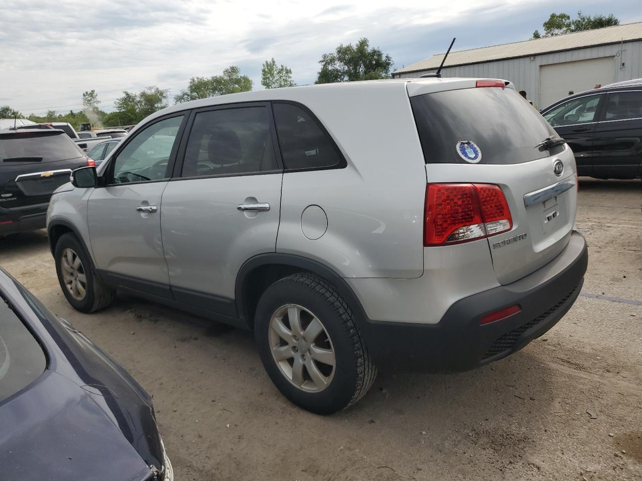 Obraz 2 z 2013 KIA SORENTO LX 2013 z VIN 5XYKT3A17DG372895