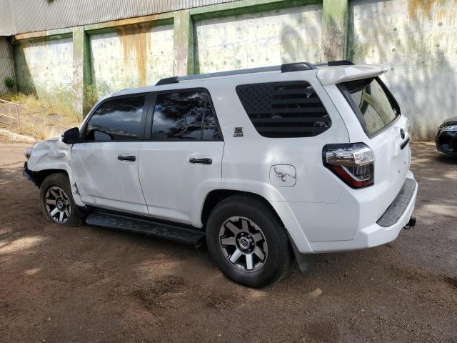 Image 2 of 2019 TOYOTA 4RUNNER SR5 2019 with VIN JTEZU5JR1K5211831