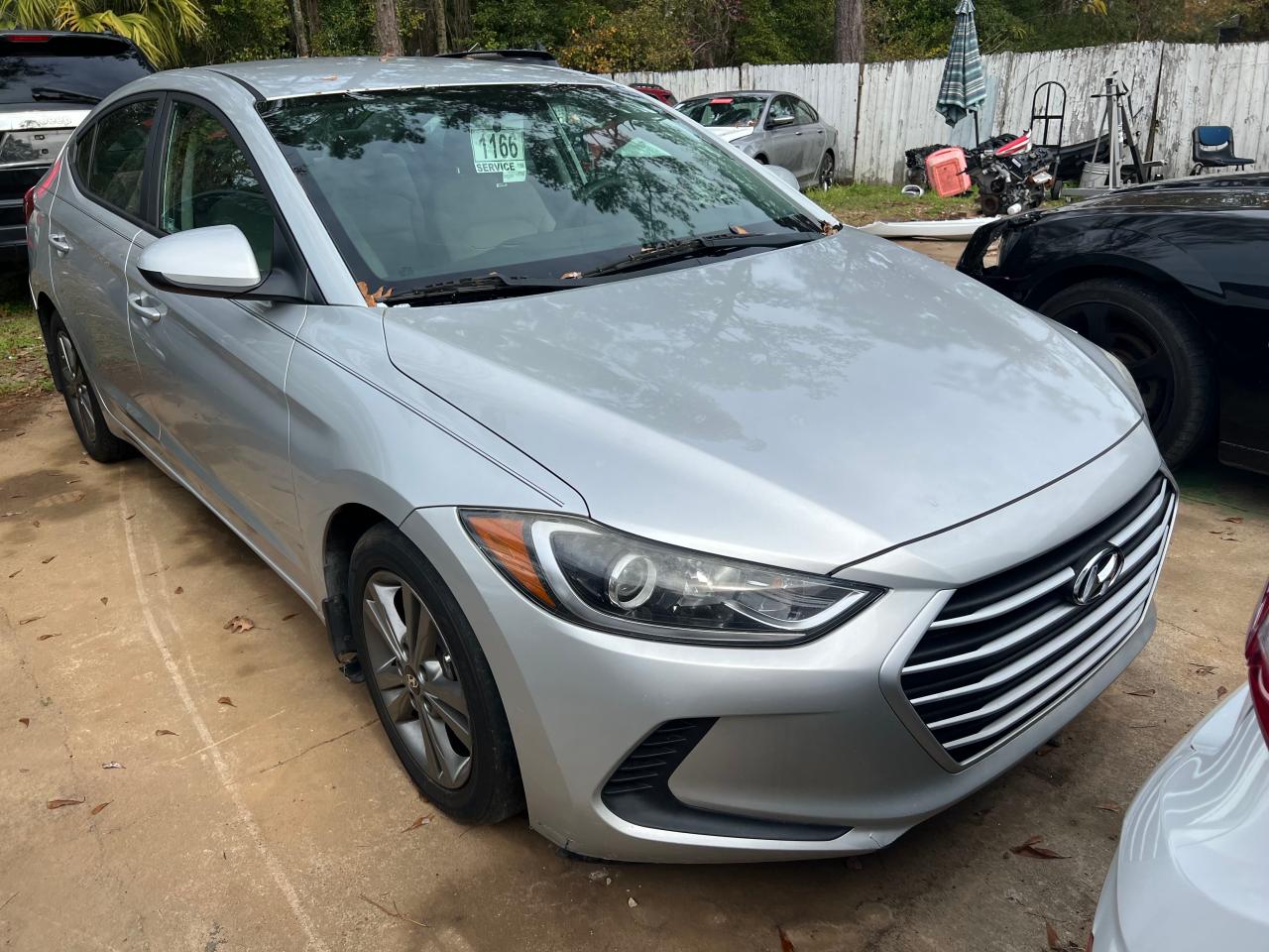 Изображение 1 2018 HYUNDAI ELANTRA SEL 2018 с VIN 5NPD84LF3JH226135