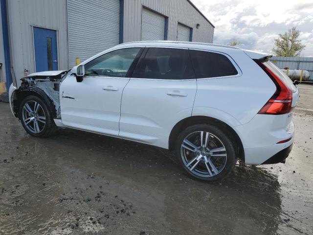 Image 2 of 2020 VOLVO XC60 T5 MOMENTUM 2020 with VIN YV4102RK9L1558848