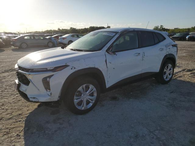Изображение 1 2024 CHEVROLET TRAX LS 2024 с VIN KL77LFE24RC024717