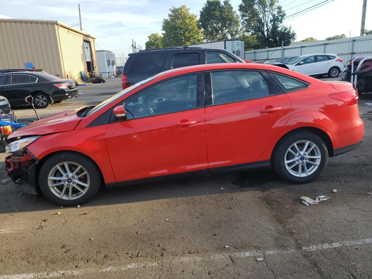 Obraz 1 z 2016 FORD FOCUS SE 2016 z VIN 1FADP3F26GL403857
