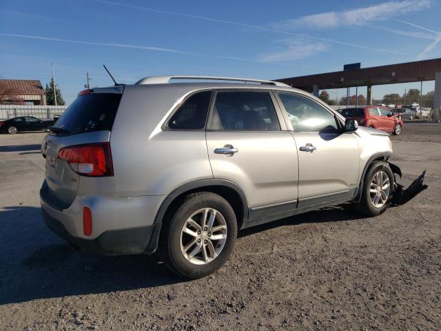 Image 3 of 2014 KIA SORENTO LX 2014 with VIN 5XYKTCA6XEG479159