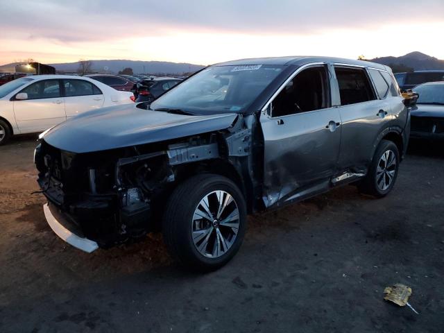 Obraz 1 z 2021 NISSAN ROGUE SV 2021 z VIN JN8AT3BA0MW011610