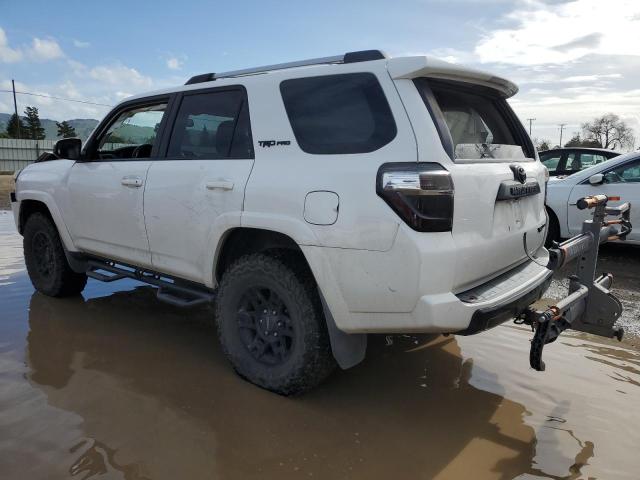 Image 2 of 2015 TOYOTA 4RUNNER SR5 2015 with VIN JTEBU5JR7F5206883