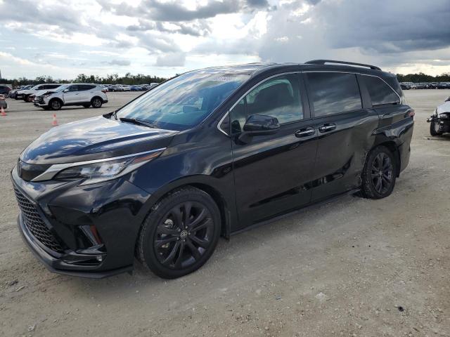 Image 1 of 2022 TOYOTA SIENNA XSE 2022 with VIN 5TDDRKEC0NS111349