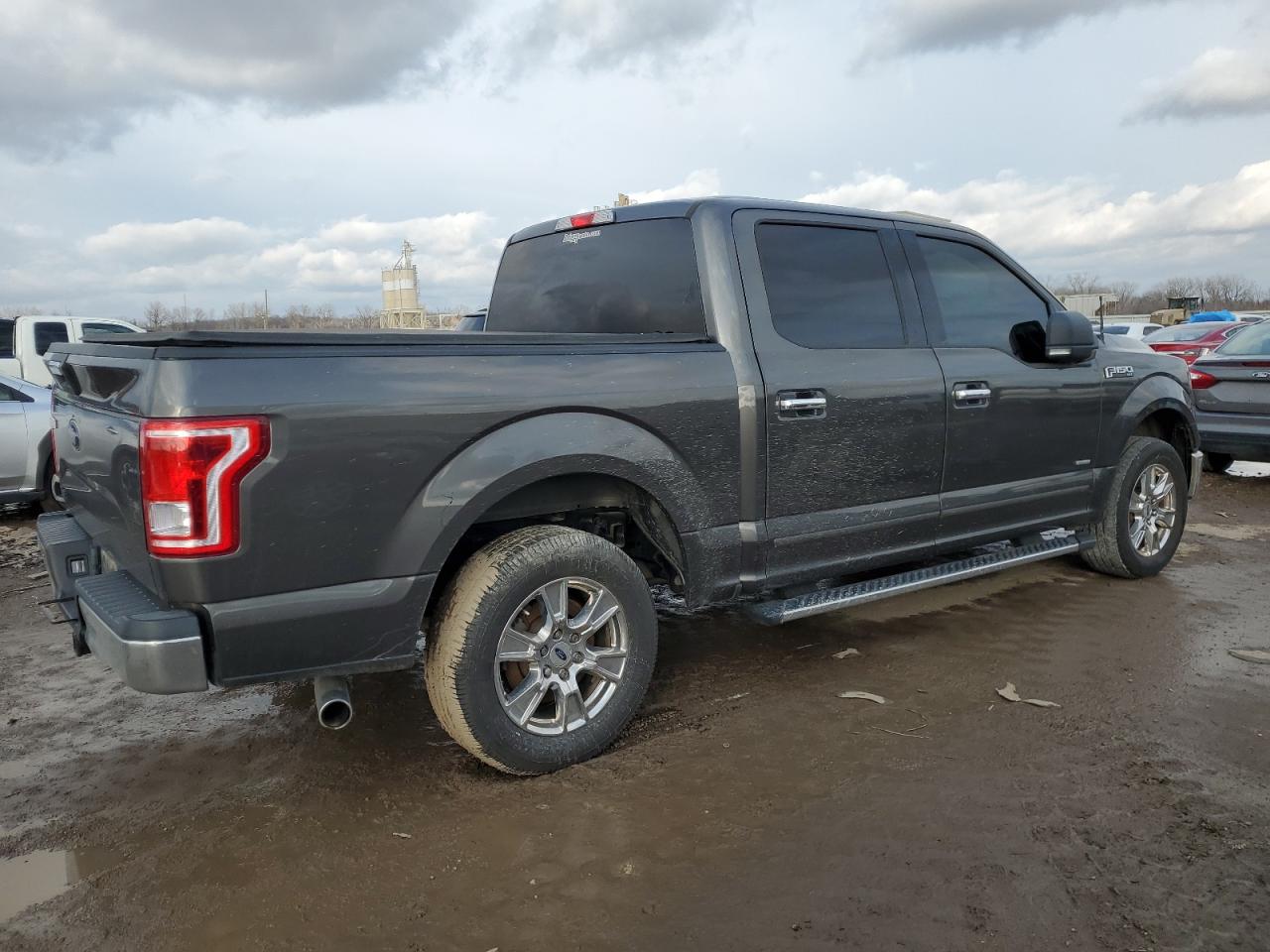Obraz 3 z 2017 FORD F150 SUPERCREW 2017 z VIN 1FTEW1CP4HKD43333